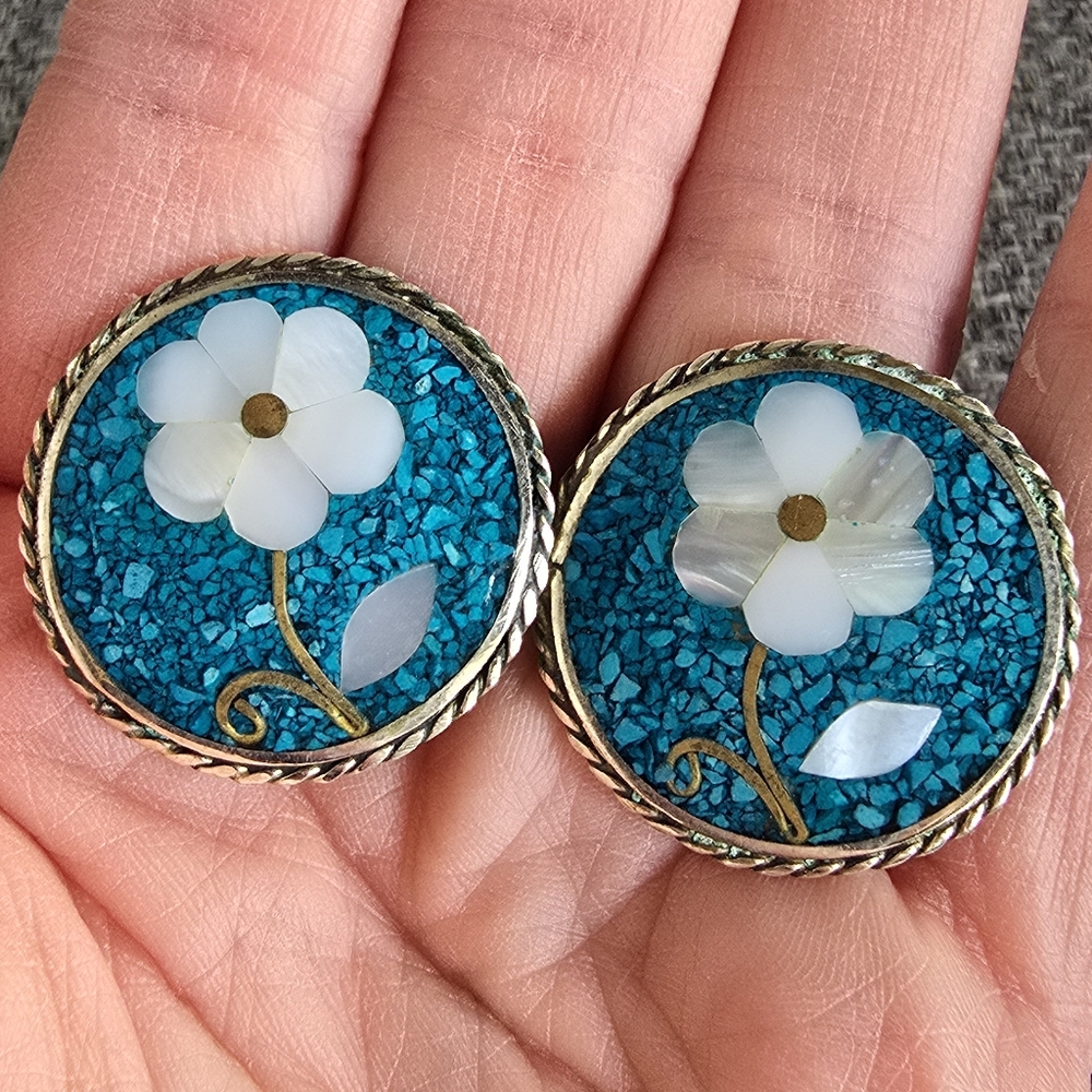 Vintage Alpaca Silver Mexico Clip On Earrings Blue Inlay Mother of Pearl Abalone